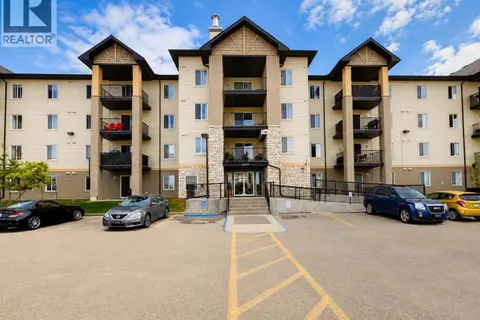 6101, 304 Mackenzie Way SW