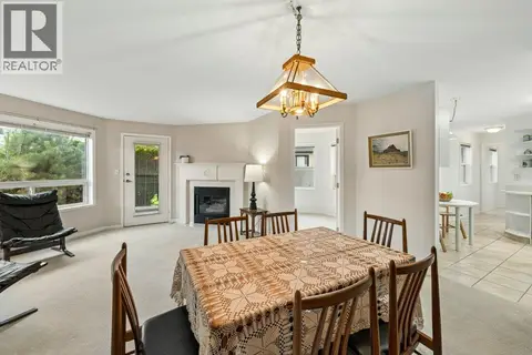 6514 Meadows Drive Unit# 4