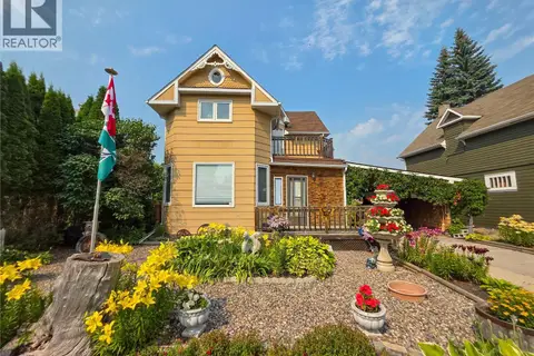 234 5th AVENUE W
