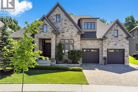 44 PIONEER RIDGE Drive