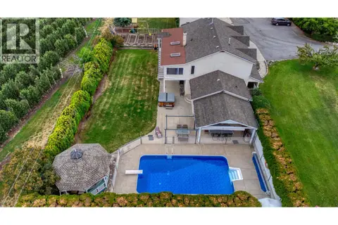 2547 Sexsmith Road