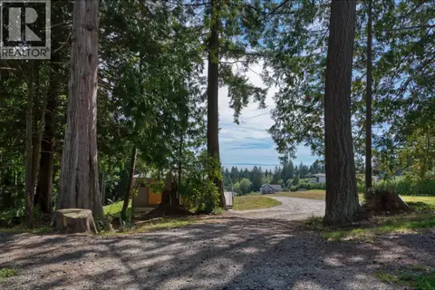 604 WOODLAND AVENUE