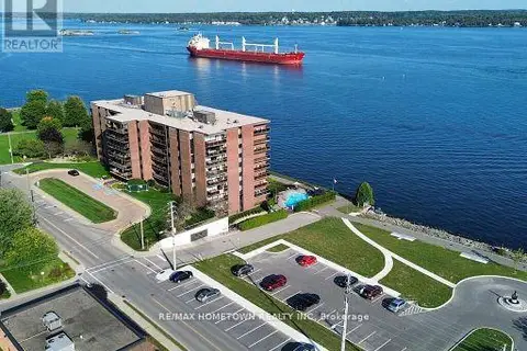 805 - 55 WATER STREET E