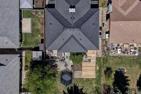 15 Parklane Drive