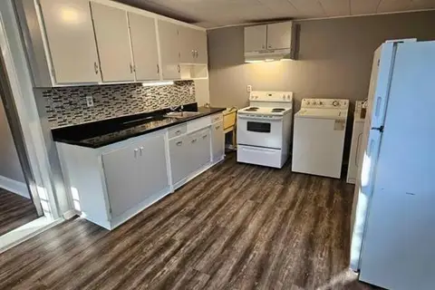 4275 WYANDOTTE East Unit# 2