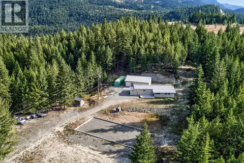 888 Barriere Lakes Road