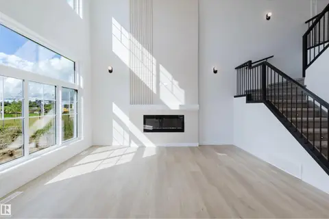 211 EDGEMONT GR NW