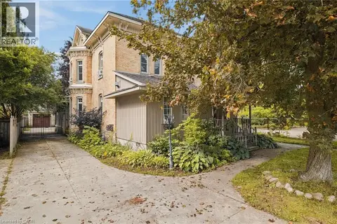 450 W MAIN Street W