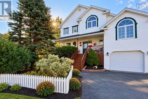 10 Blanchard Crescent