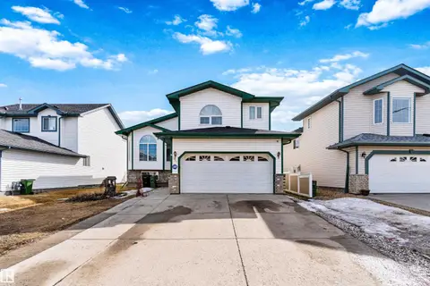 2915 151A AV NW