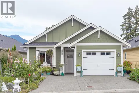 322 Edgewood Cres