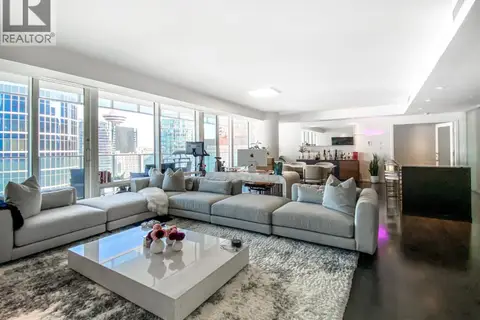 2702 1011 W CORDOVA STREET