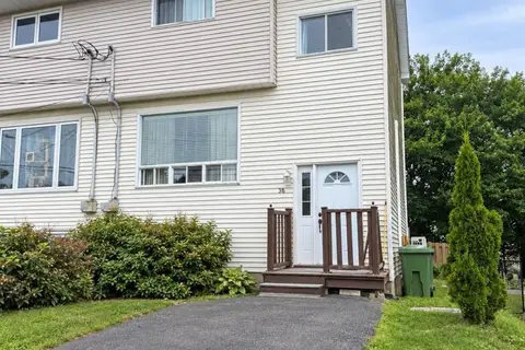 58 HARTLEN Avenue