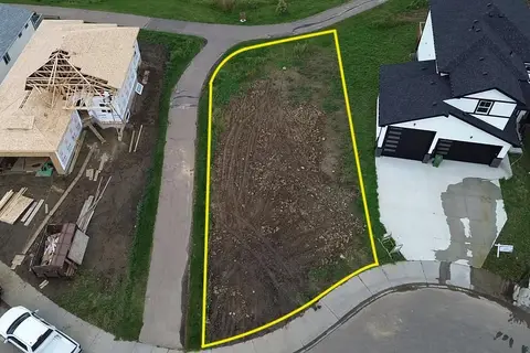 32 SUN MEADOWS CL