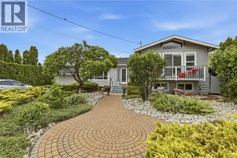 230 Vista Place