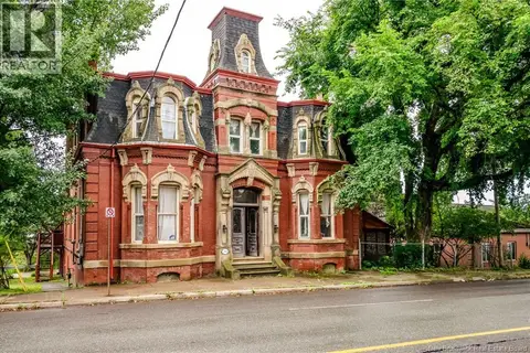 290 Crown Street