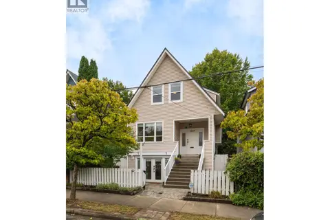 2537 WOODLAND DRIVE