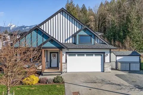 50952 SOPHIE CRESCENT, Eastern Hillsides