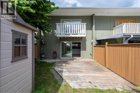 2 40327 DIAMOND HEAD ROAD