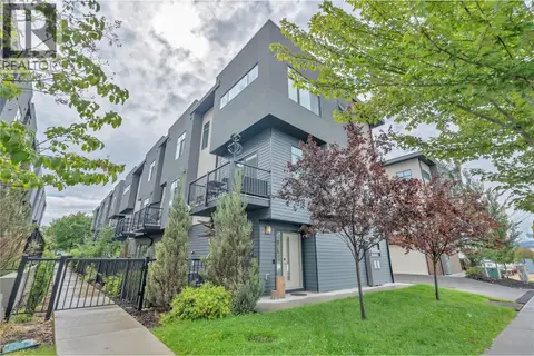 388 Eckhardt Avenue E Unit# 115