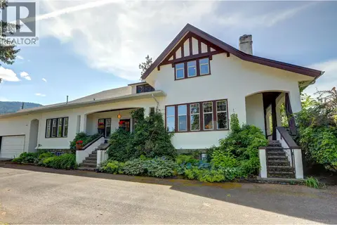 5482 Silver Star Road