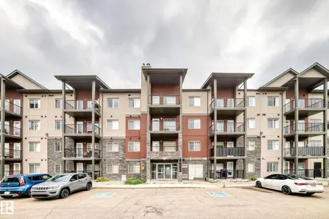 #302 9523 160 AV NW