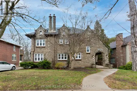 290 HURON STREET