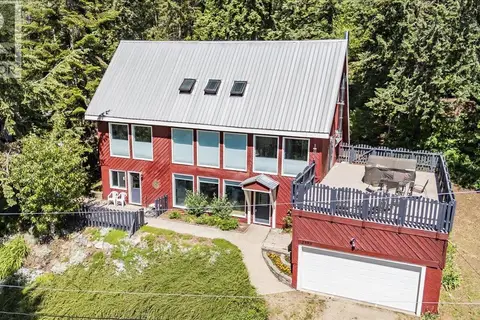 2390 McLeod Avenue