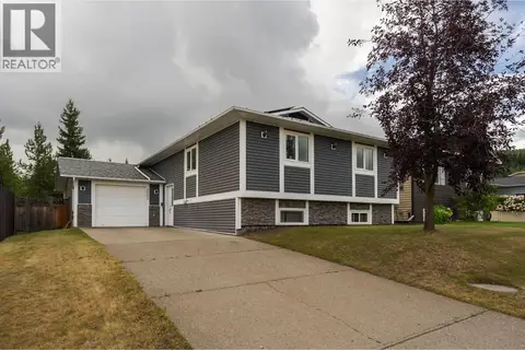 2905 CHRISTOPHER CRESCENT