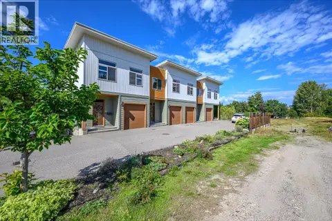1703 43 Avenue Unit# 2