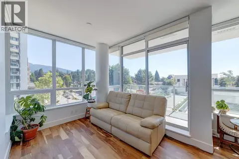 301 1675 LIONS GATE LANE