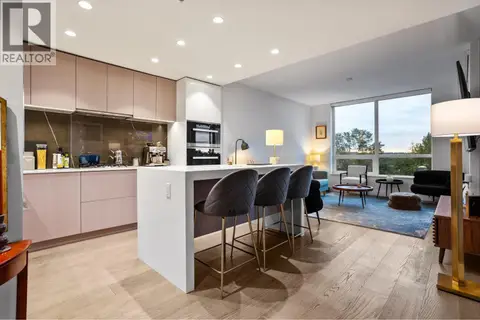 805 1632 LIONS GATE LANE