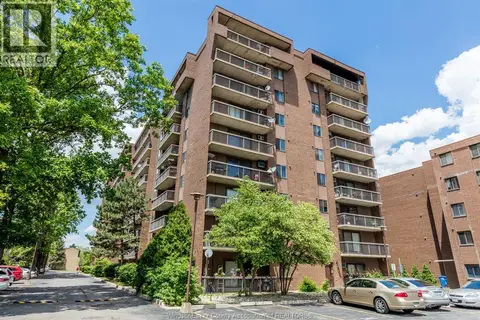 3936 WYANDOTTE STREET East Unit# 407