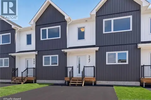 247 Des Eleves Street