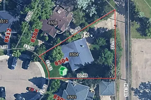 8504 85 AV NW