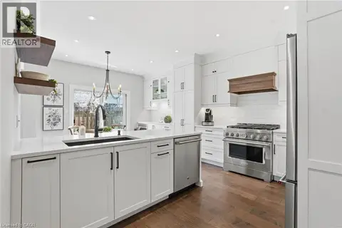 441 STONEHENGE Drive Unit# 40