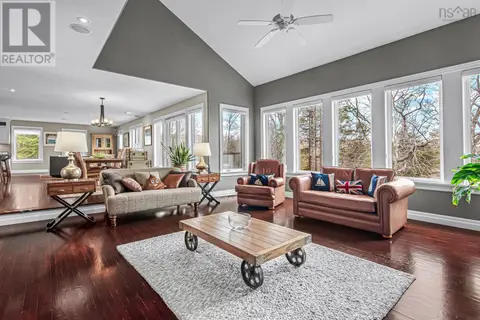 158 Thompson Run