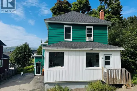 17 Stanley Street