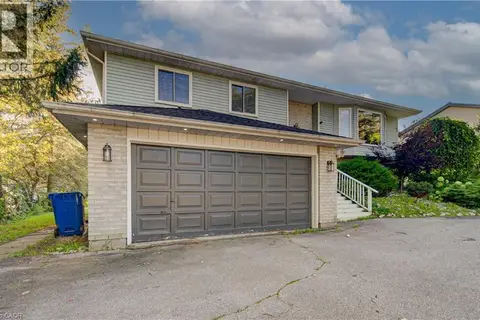 11 BROCK Road S