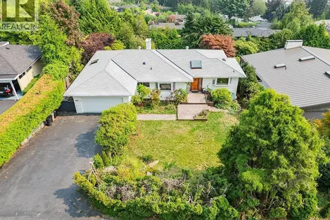 96 BONNYMUIR DRIVE