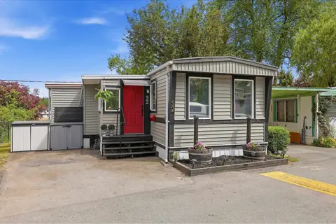 52 24330 FRASER HIGHWAY