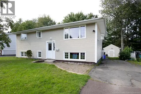 14 Brewster Street