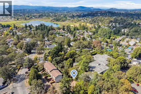 1030 Falmouth Rd