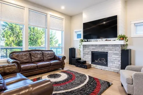 21 4217 OLD CLAYBURN ROAD