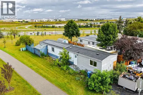 101 Huntstrom Drive NE