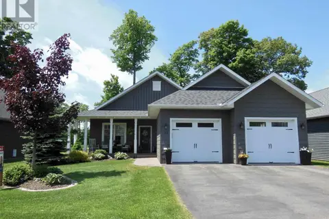 93 Crimson Ridge DR