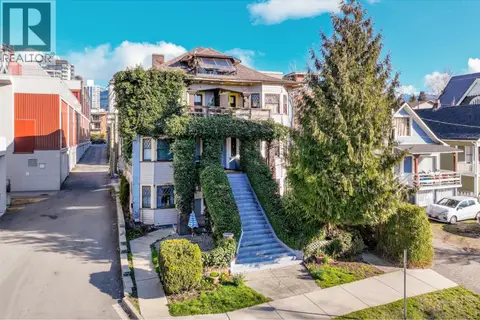 160 E 10TH STREET