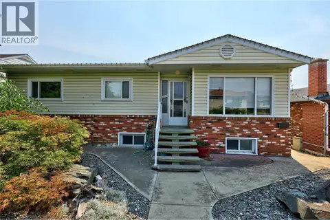 1019 Moncton Avenue