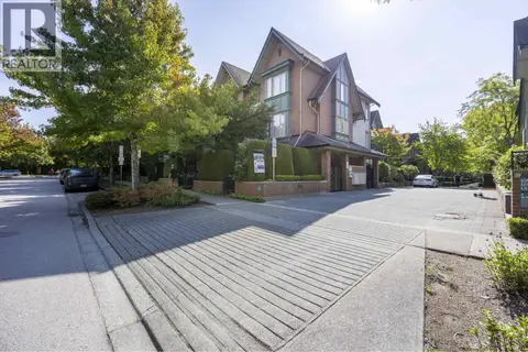 6222 LOGAN LANE