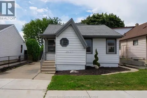 2427 MERCER